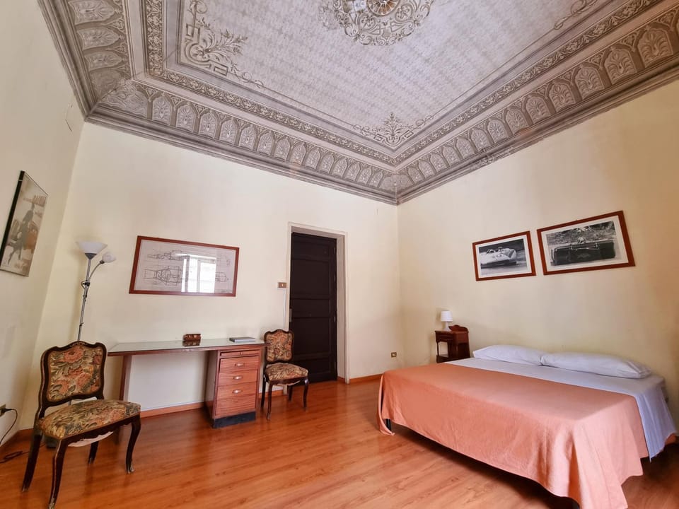 Decorative detail, Bedroom
