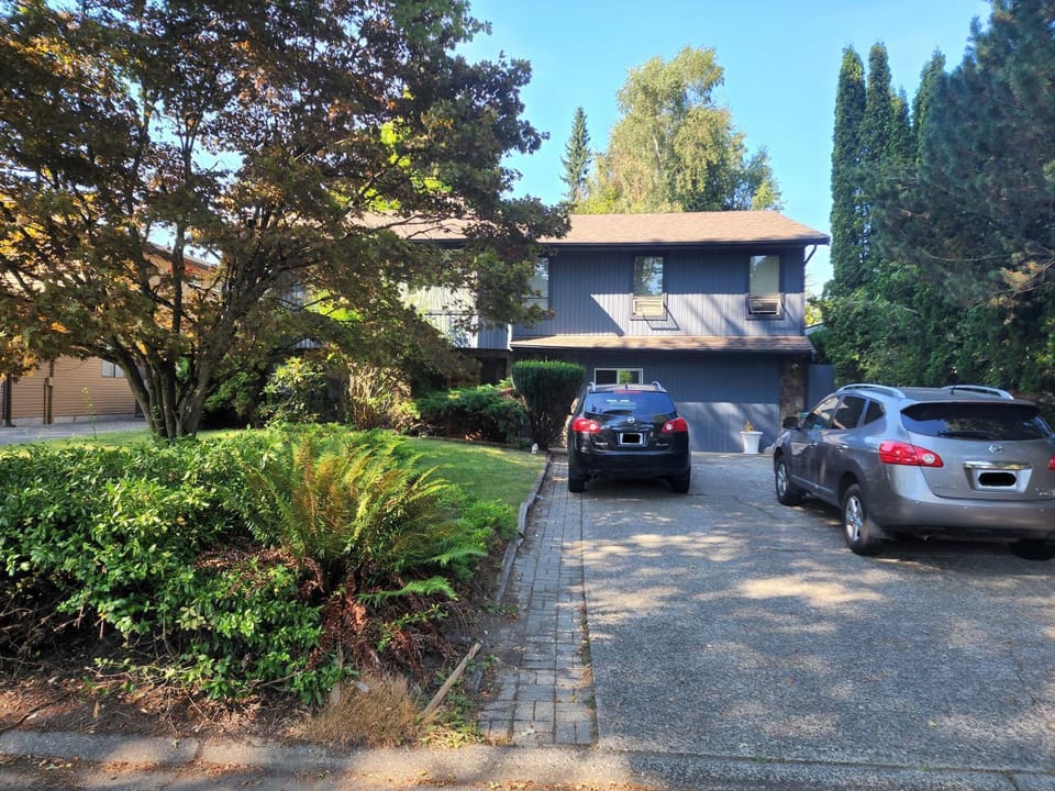 Property building, Street view, Parking