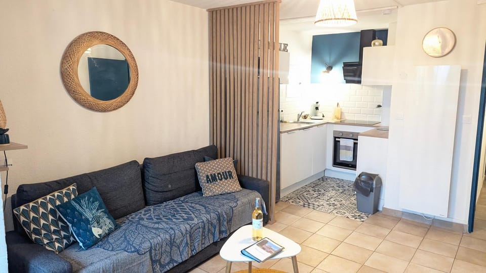 Appart avec piscine, entre plage, port et falaises Apartment in Agde
