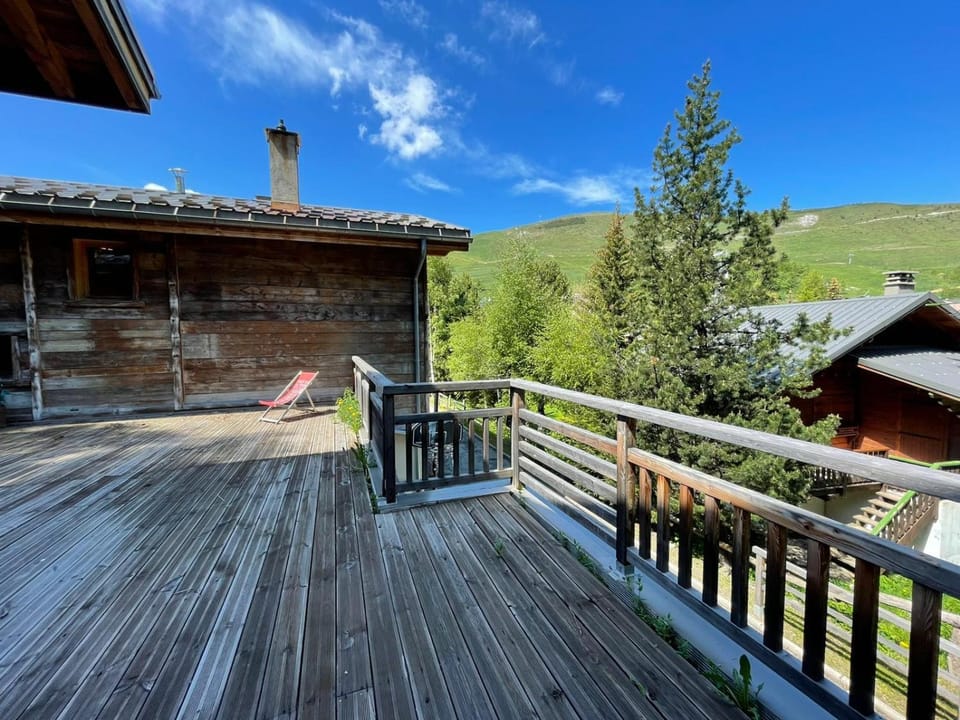 View (from property/room), Balcony/Terrace, Mountain view