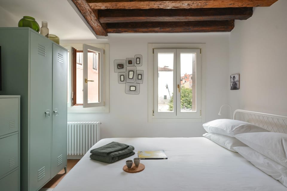 Venice Parsley Apartment in Venice