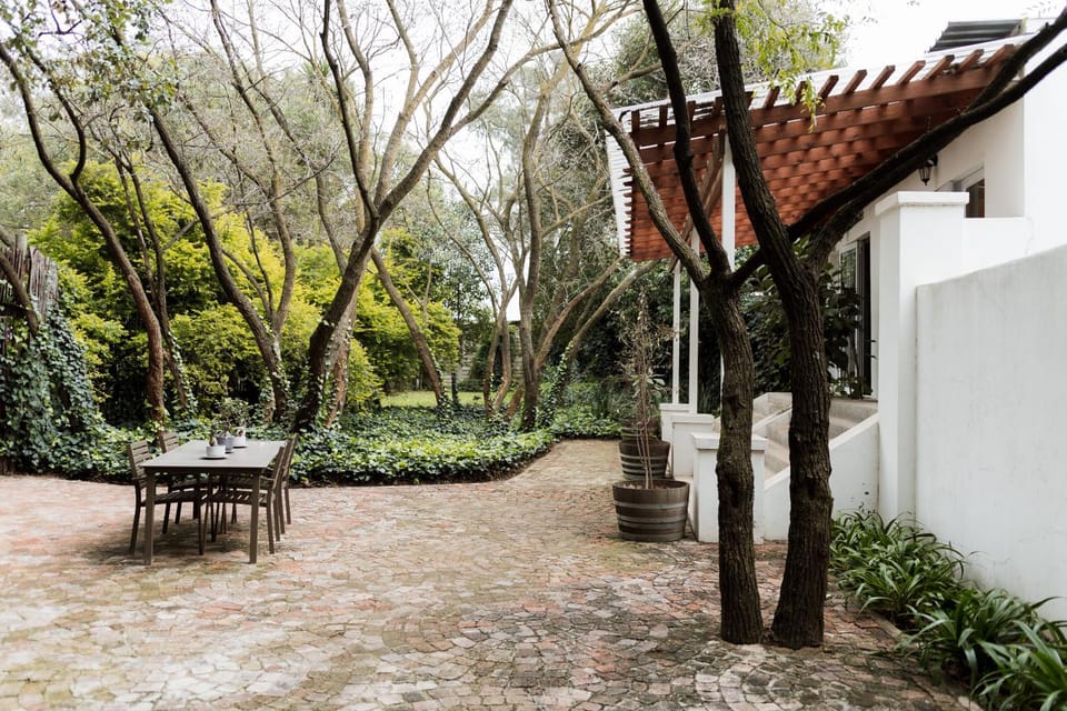 55 Tulbagh Boutique Guest House - OR Tambo Bed and Breakfast in Gauteng