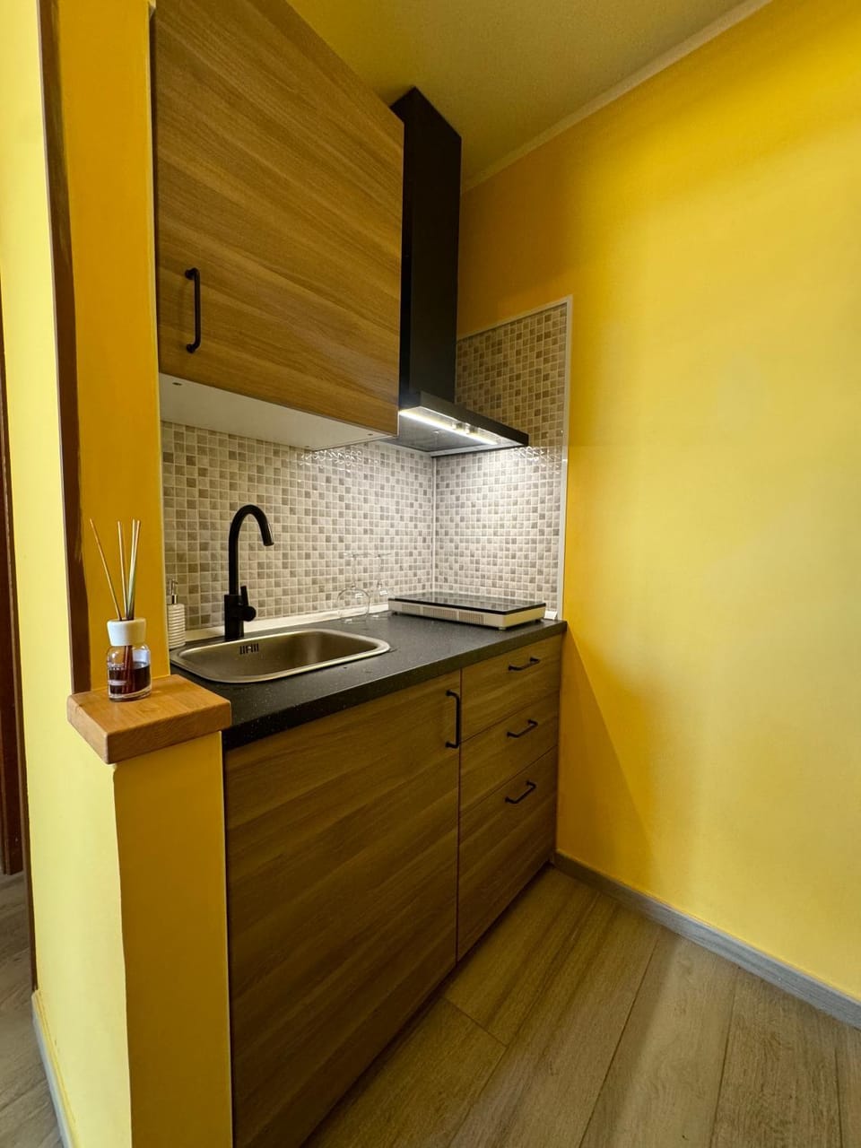 Kitchen or kitchenette, stove