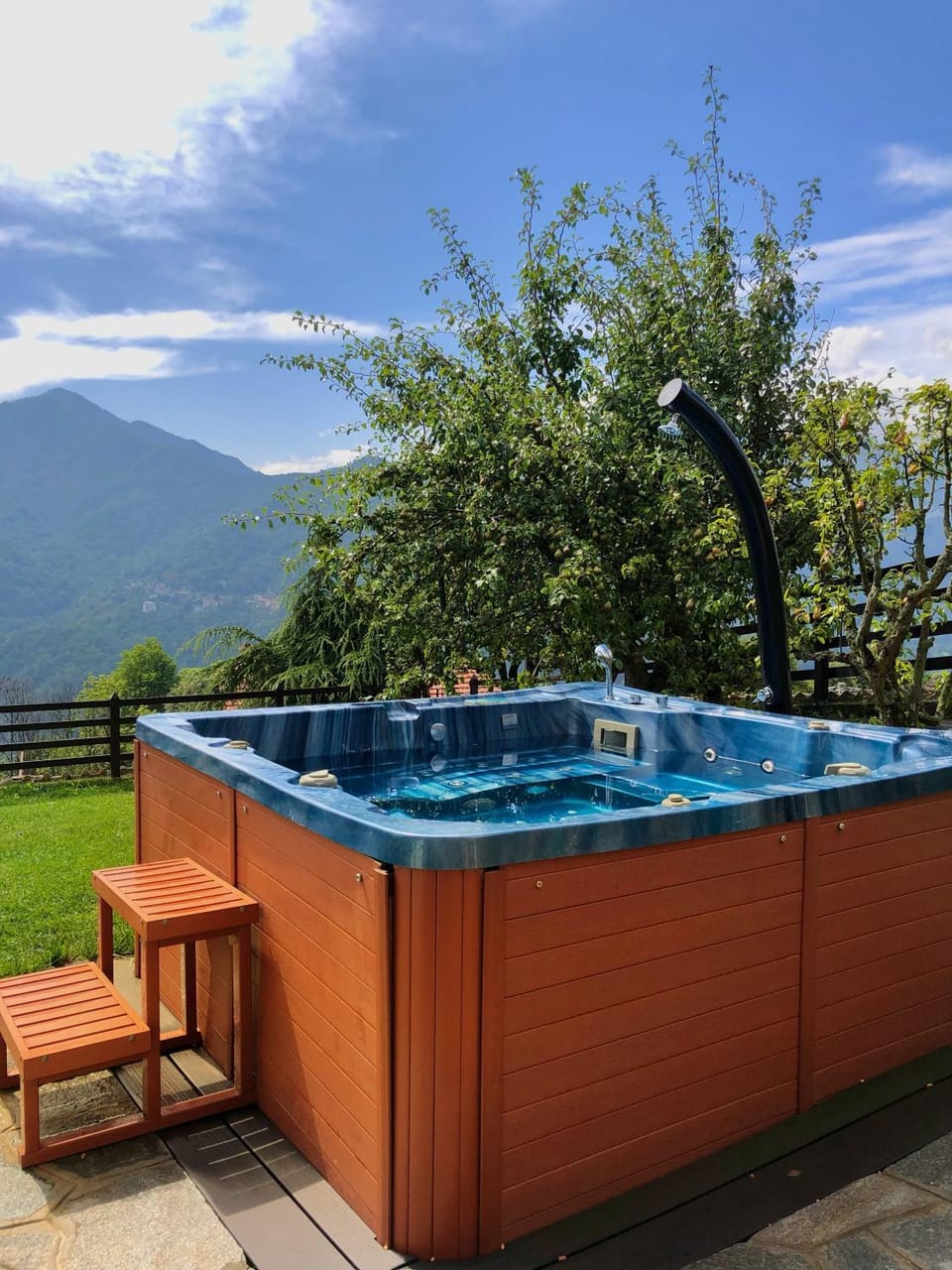 Day, Natural landscape, Hot Tub, Hot Tub, Mountain view, Pool view, Swimming pool
