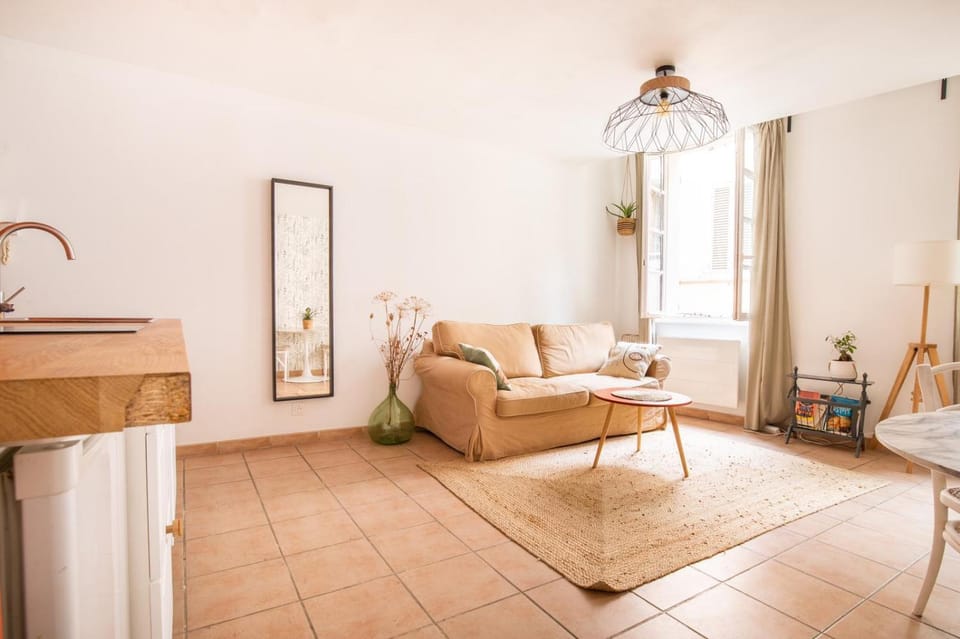 Coquet appartement typique du Panier Apartment in Marseille