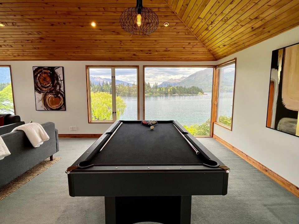 Billiard, Lake view, Mountain view