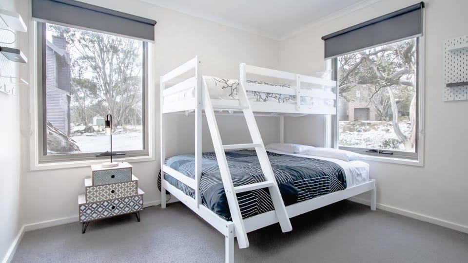 bunk bed