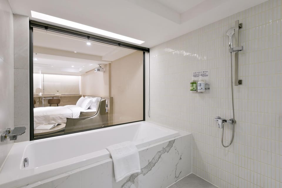 Bathroom, Bath