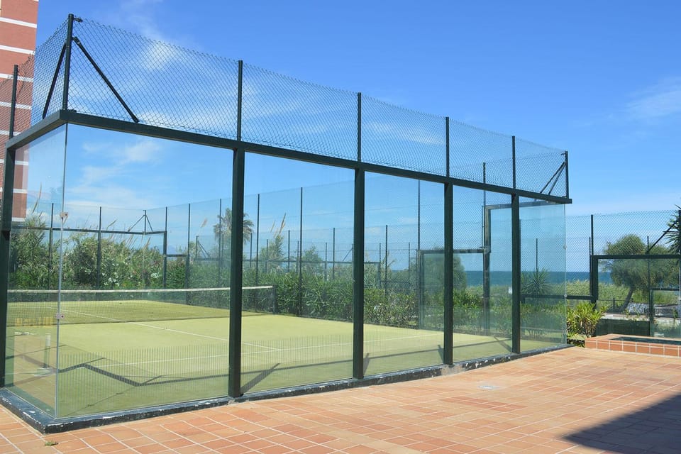 Tennis court