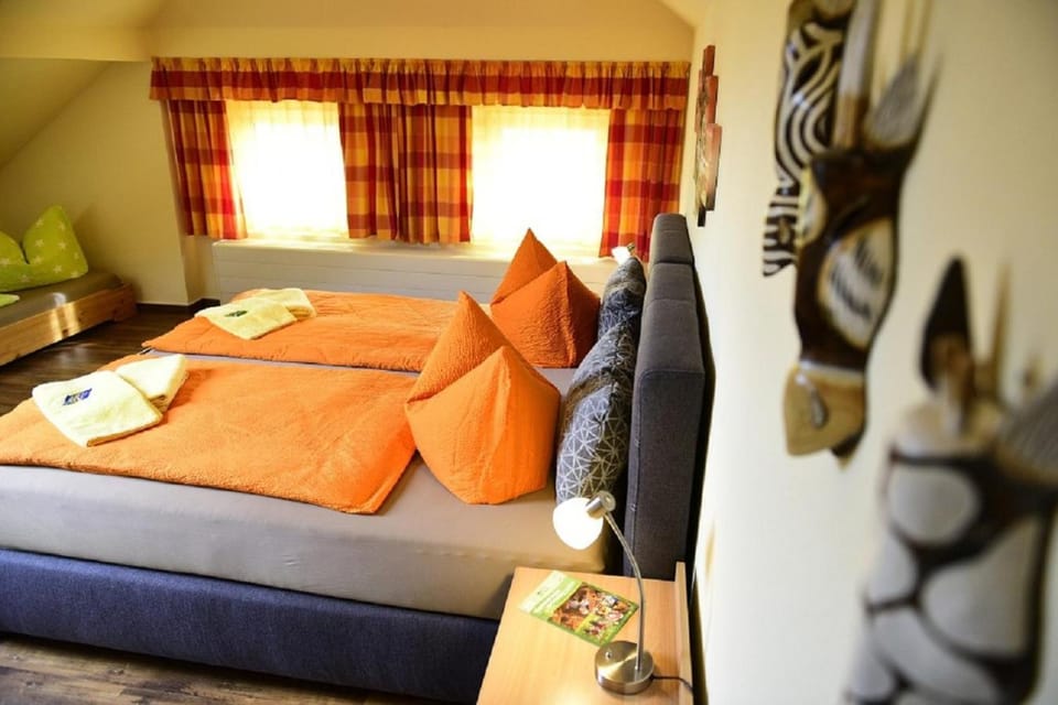 Bed, Photo of the whole room