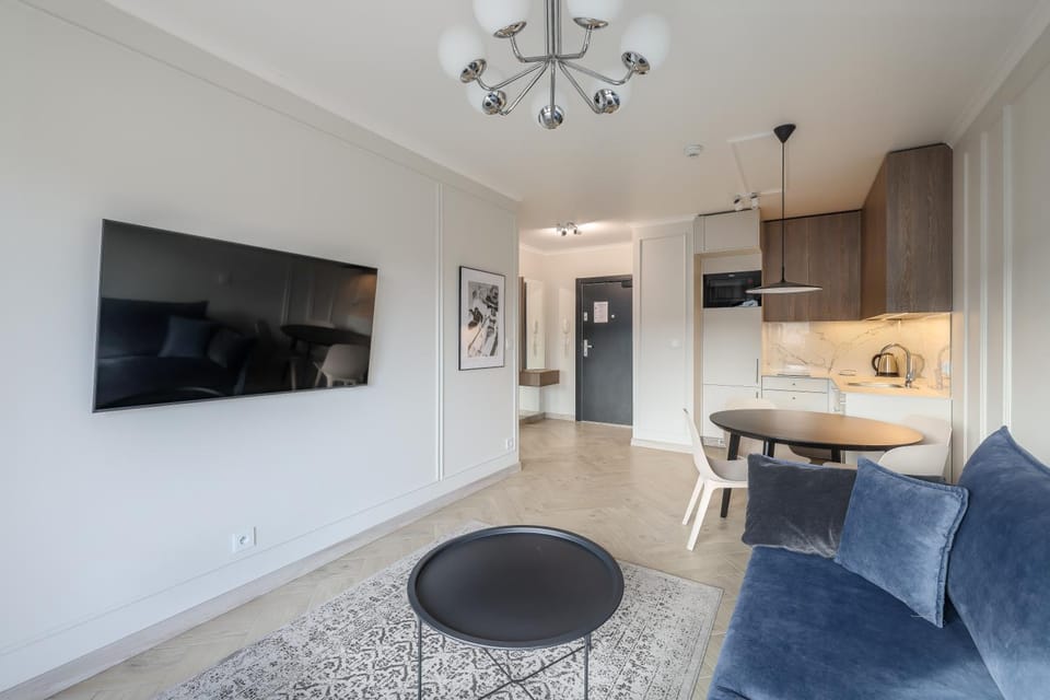 TV and multimedia, Kitchen or kitchenette, Living room, Dining area, Evening entertainment, minibar