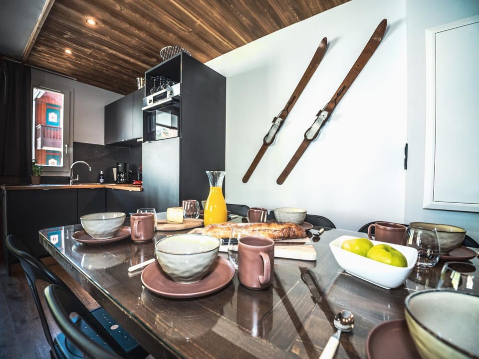 Résidence Rond Point Des Pistes B - Appartement rénové·Départ et retour ski aux pieds· MAE-2414 Apartment in Tignes
