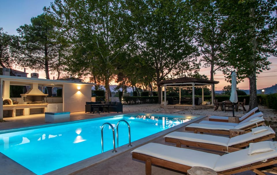 Patio, Swimming pool