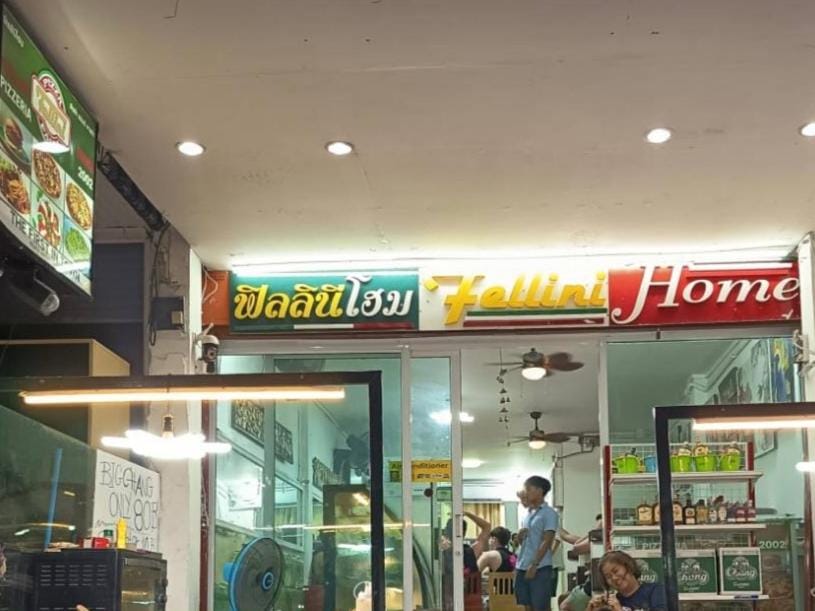 หาดริ้น ฟิลลินึ Haadrin Fellini Full Moon Patty Hostel in Ban Tai