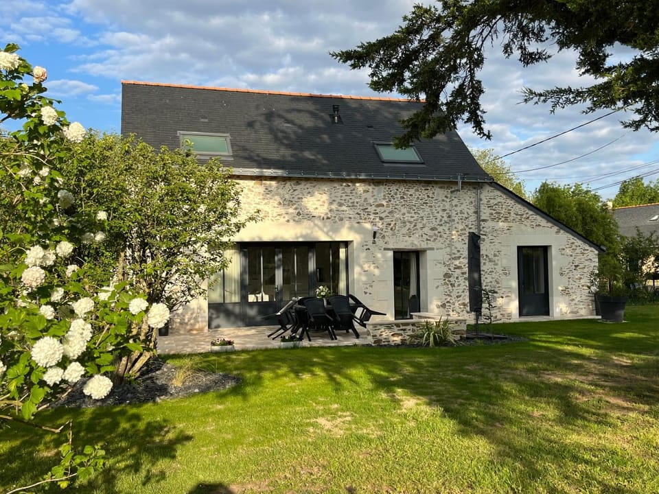 La grange d'Elise House in Pays de la Loire
