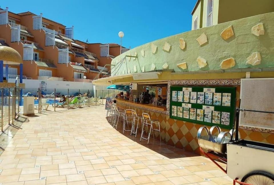 Lounge or bar