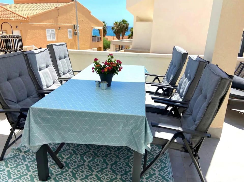 Balcony/Terrace, Dining area