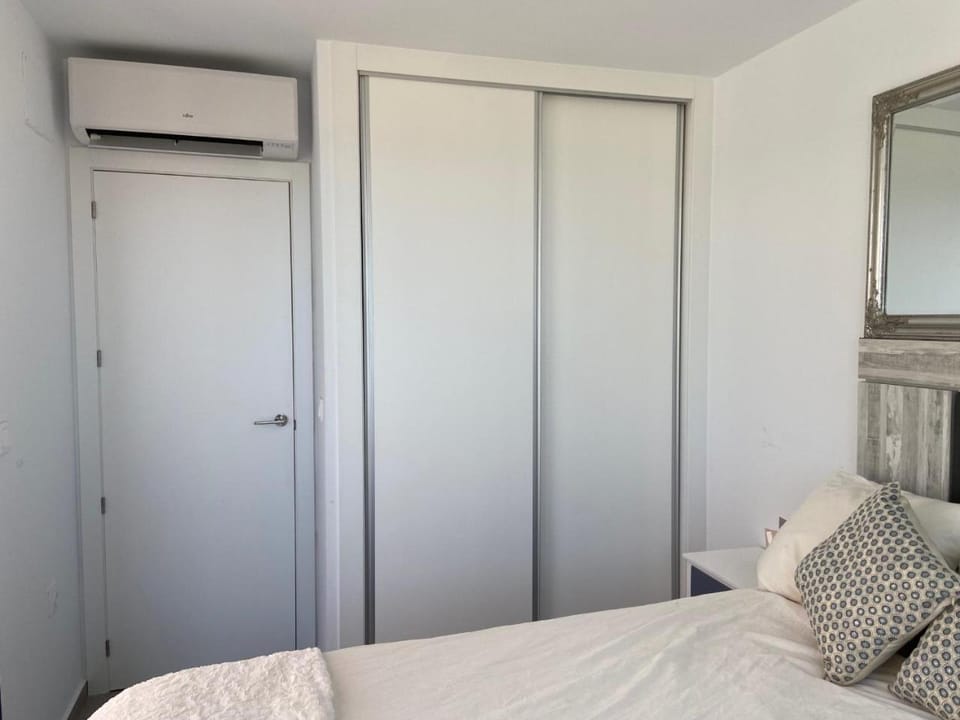 Bedroom, wardrobe