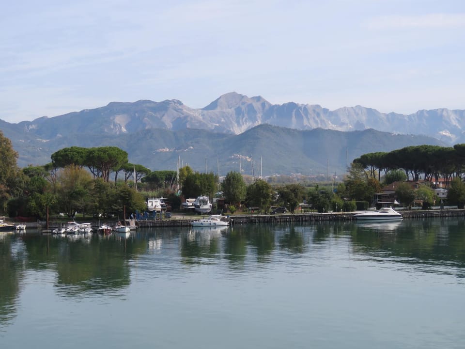 Mountain view, River view