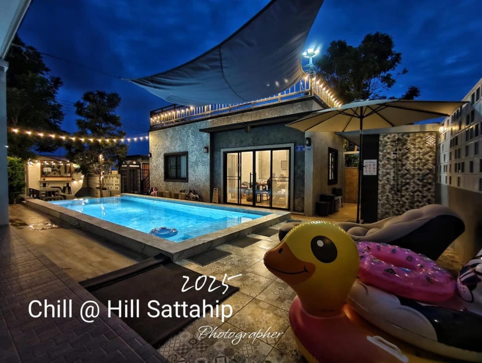 Chill at Hill Pool Villa Sattahip Villa in Chon Buri Changwat