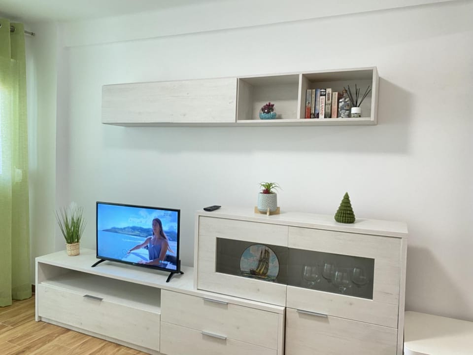Communal lounge/ TV room, Living room