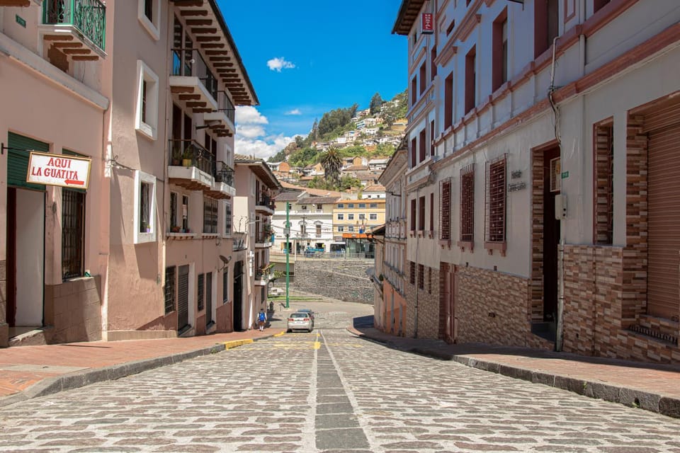 Neighbourhood, Street view, Location