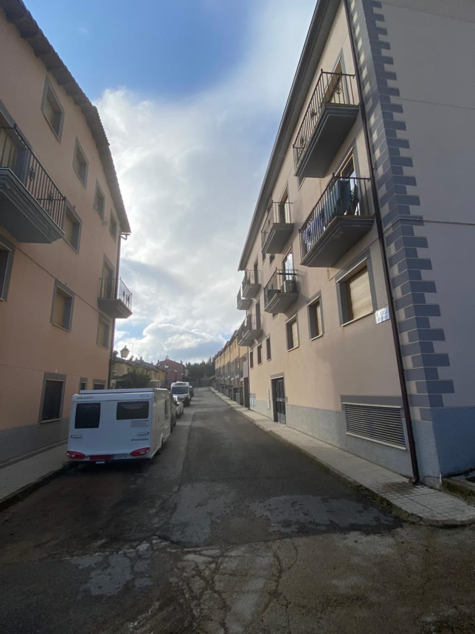 Property building, Neighbourhood, Street view, Parking