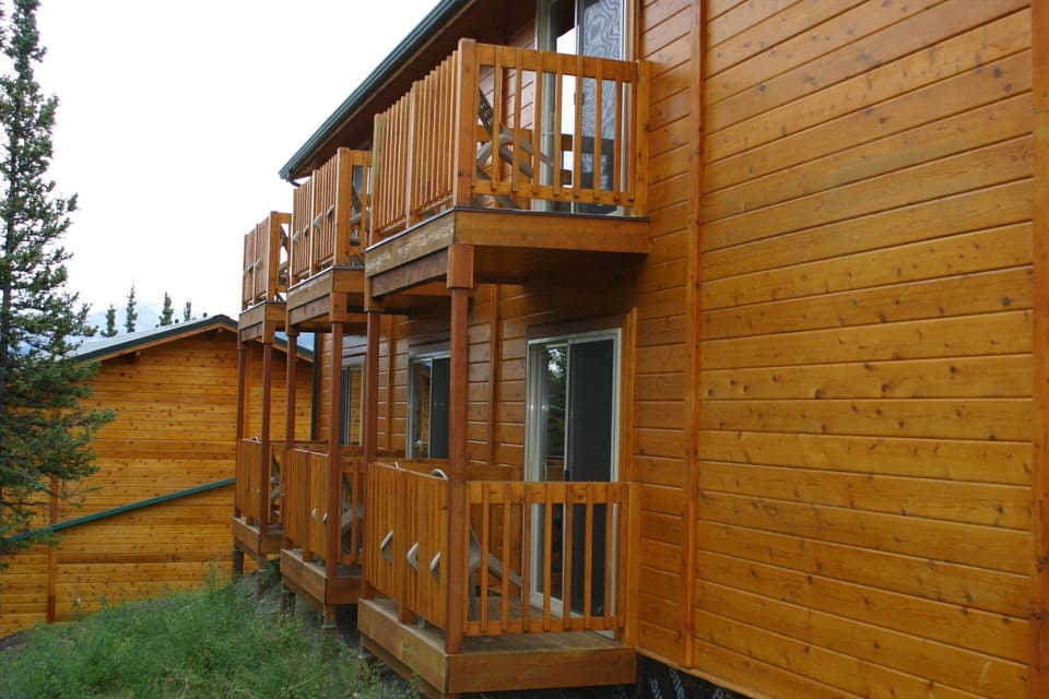 Property building, Day