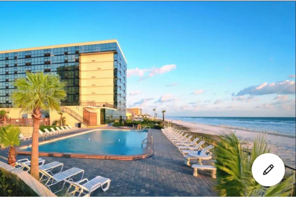 oceanside inn Apartment hotel in Daytona Beach Shores