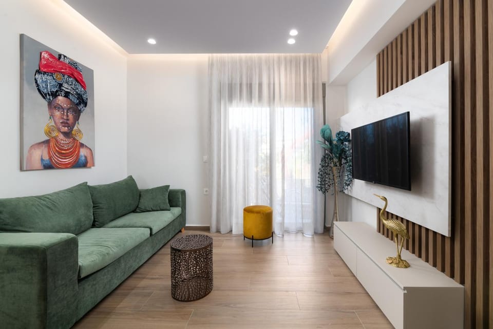 TV and multimedia, Seating area