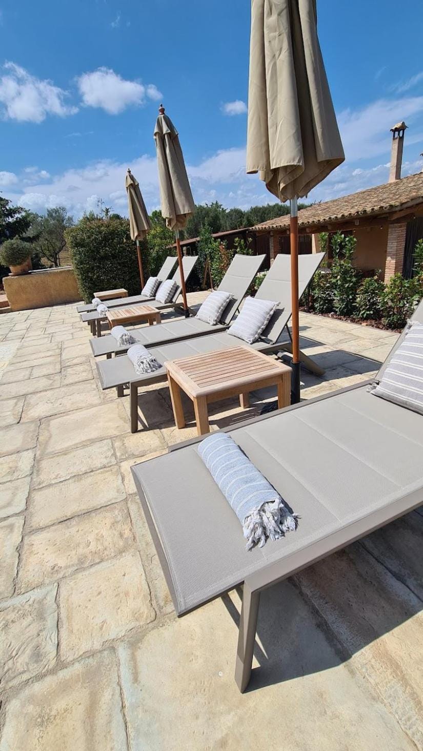 Day, Pool view, Swimming pool, sunbed