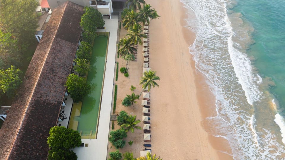 Property building, Bird's eye view, Swimming pool