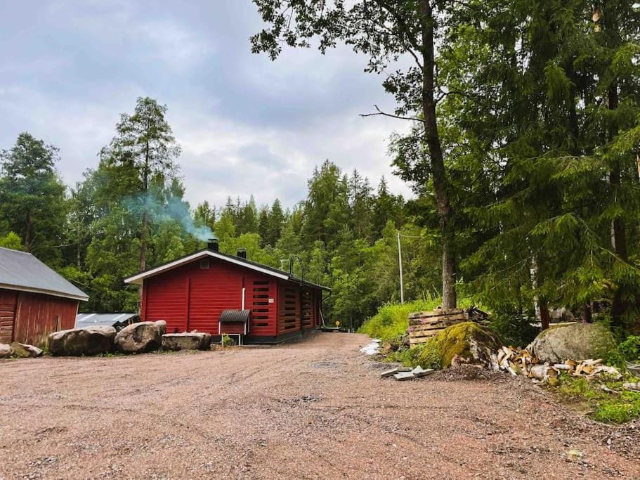 Katiskosken joenrantamökki Villa in Finland