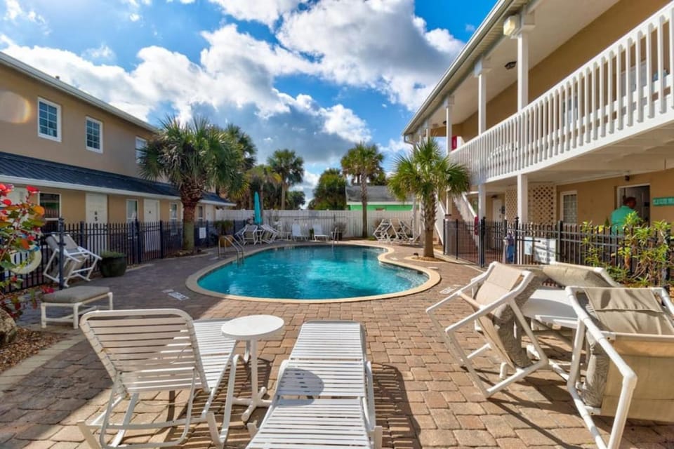 Pool view