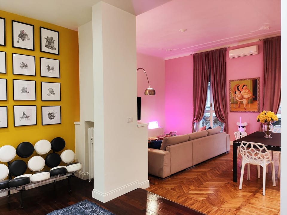 TV and multimedia, Living room, Seating area