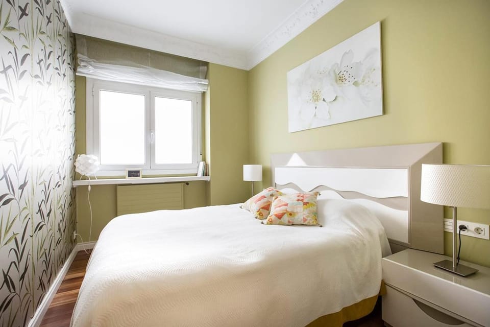 HABITACION EN VIVIENDA GRAN VIA BILBAo Vacation rental in Bilbao