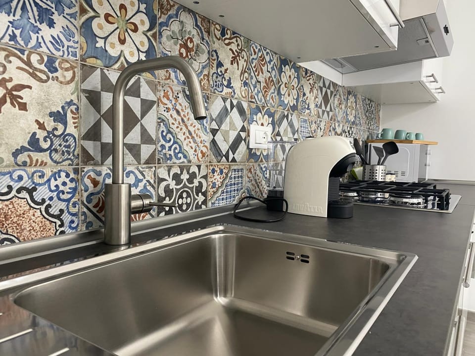 Coffee/tea facilities, Kitchen or kitchenette