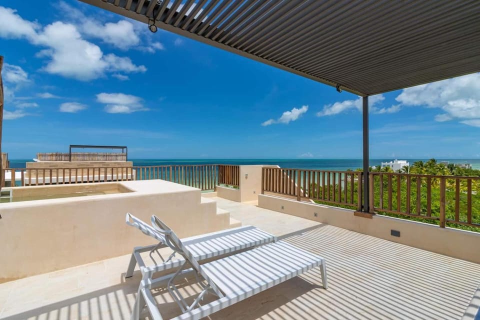 Stunning Ocean View Penthouse With Private Pool - B301 Apartment in Holbox