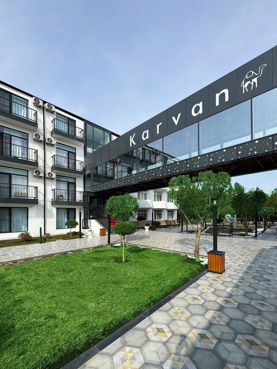 Property building, Day