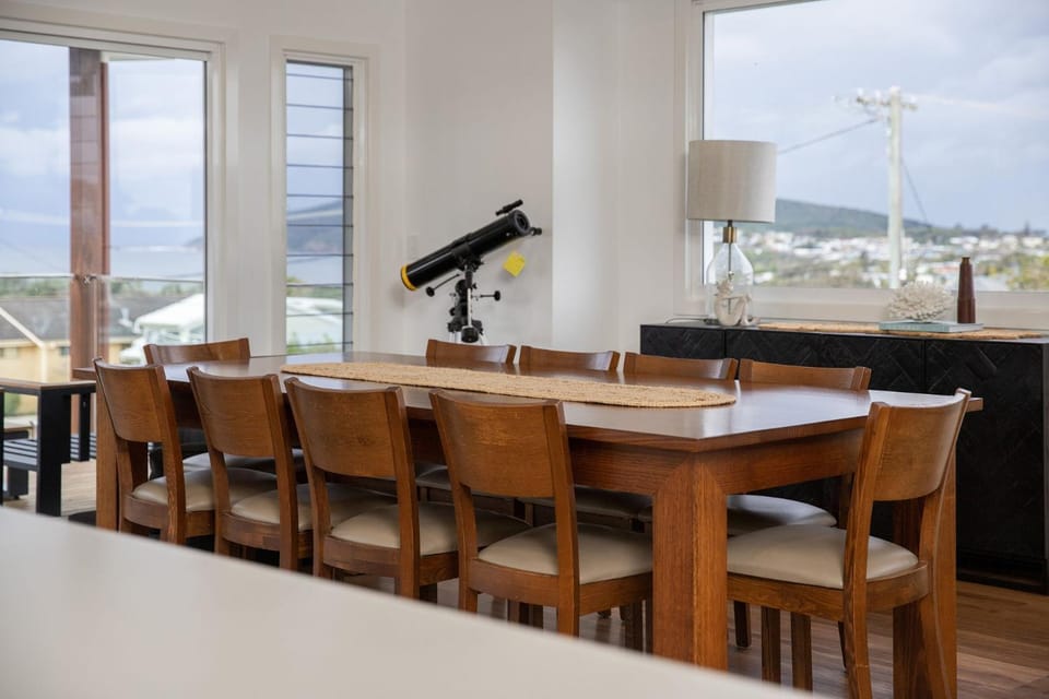 Natural landscape, View (from property/room), Seating area, Dining area