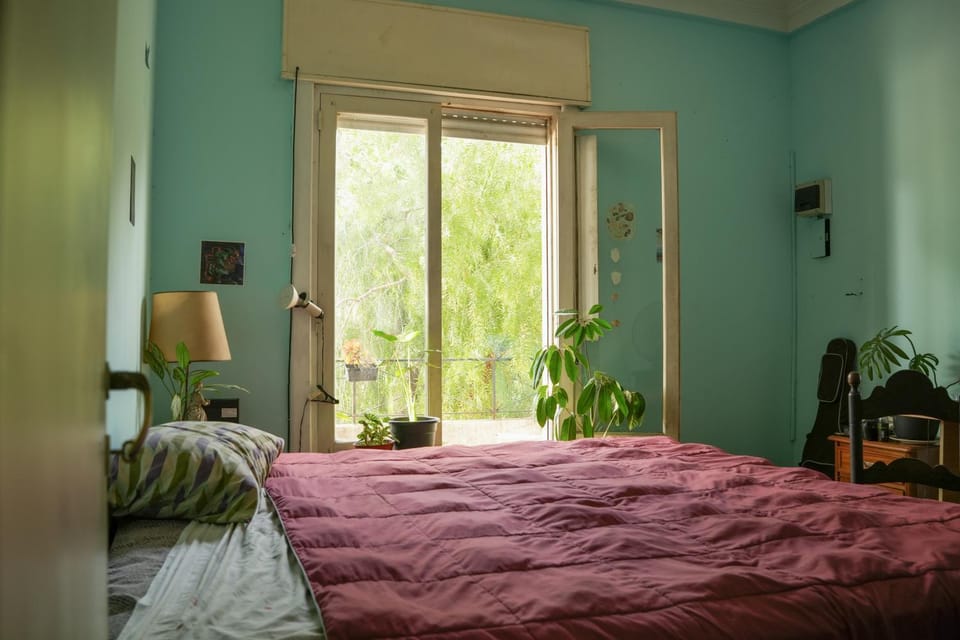 Habitación amplia en PH primer piso Vacation rental in Buenos Aires