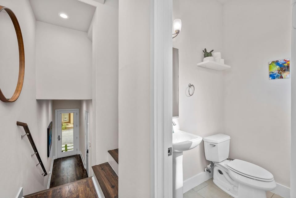 Toilet, Bathroom