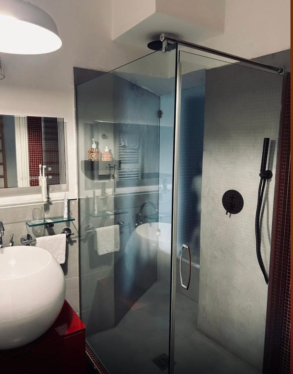 D.R.Rome Spanish Luxury Suites Bed and Breakfast in Rome