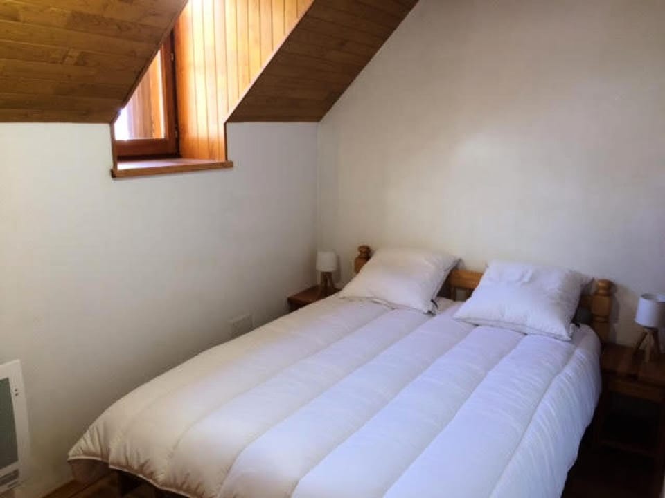 Résidence Les Flocons Du Soleil - CHALET/6pers FLOC E2- Peyresourde MAE-3474 Chalet in Catalonia