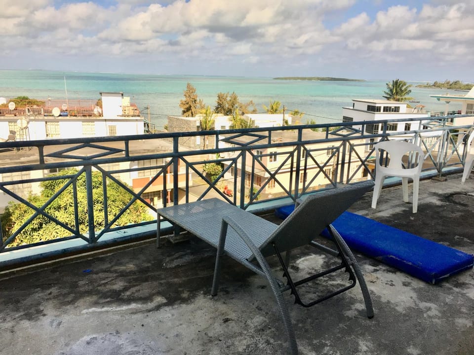 Solarium, Sea view