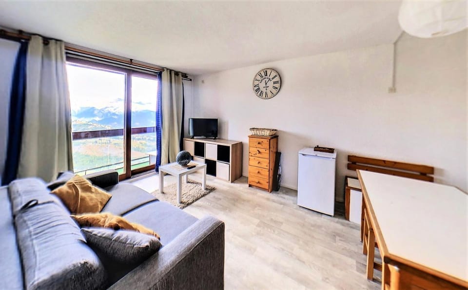 Résidence Lunik - STUDIO CABINE 4/5 PERS - VUE PISTES MAE-7354 Cabin in Villarembert