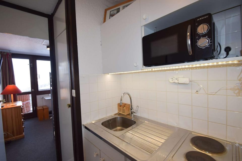 Bathroom, kitchen