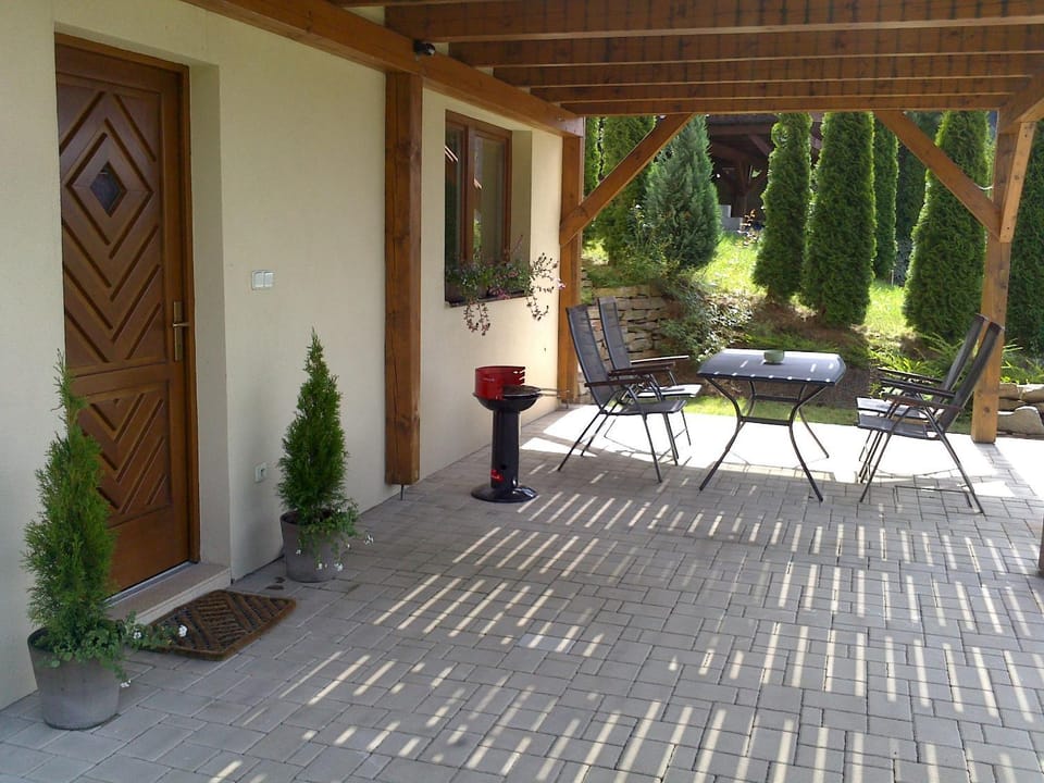 BBQ facilities, Balcony/Terrace