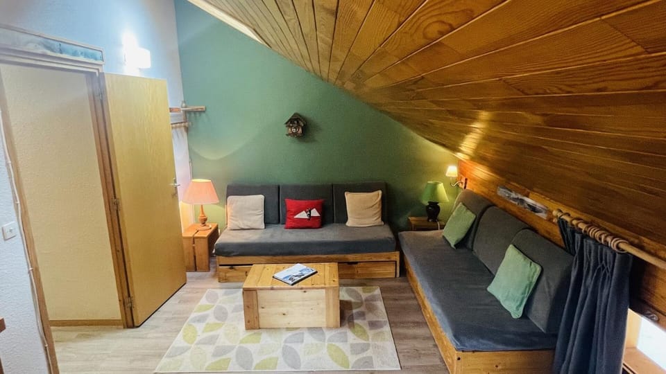 Résidence Les Eperonnelles - Appartement 3 pièces pour 6 personnes situé à Méribel Altiport, proche des pistes de ski et du golf MAE-2644 Apartment in Les Allues