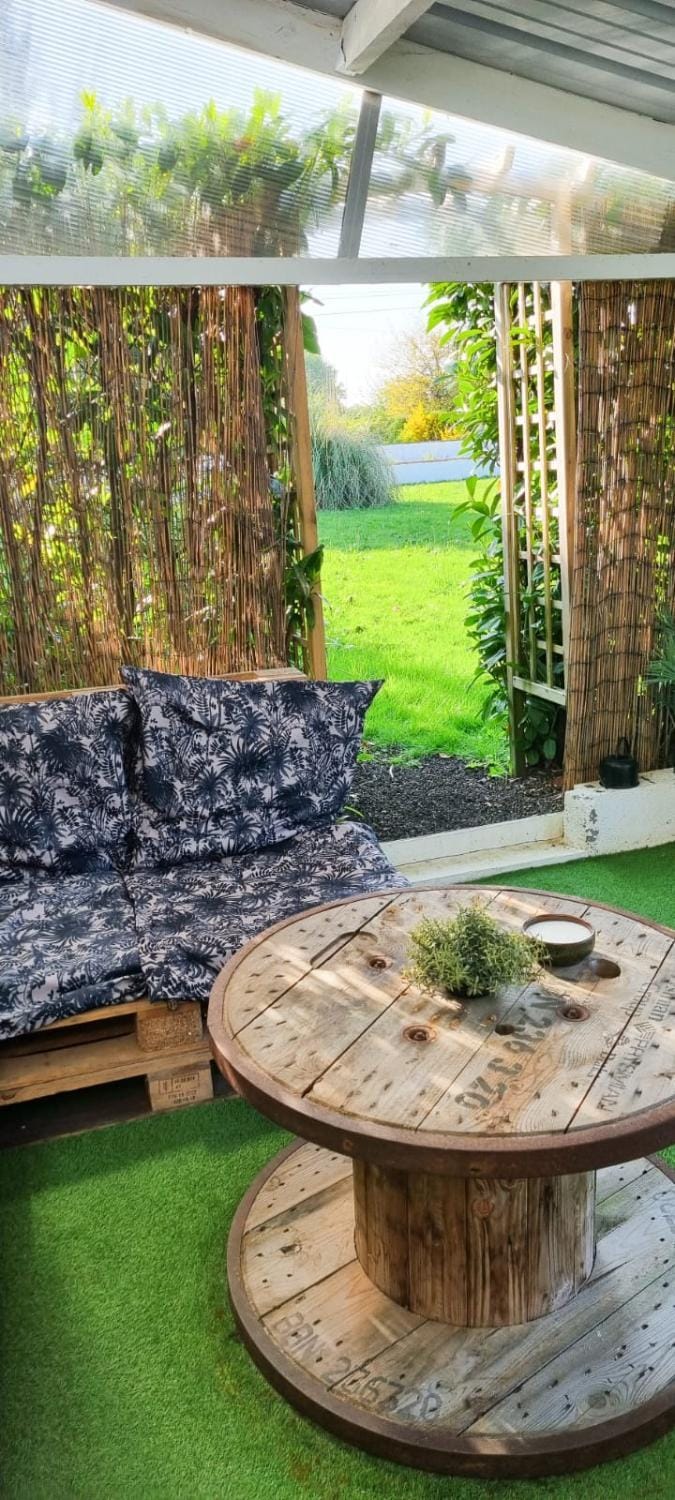 Ty Grain de Sel : logement privatif avec piscine, jardin et patio House in Pornic